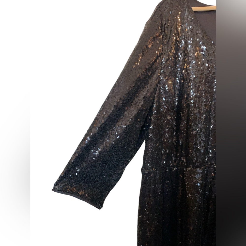 LANE BRYANT Sequined Black V-Neck Dress Ruffle Trim 3/4 Sleeve - Size 22/24 - Picture 3 of 15